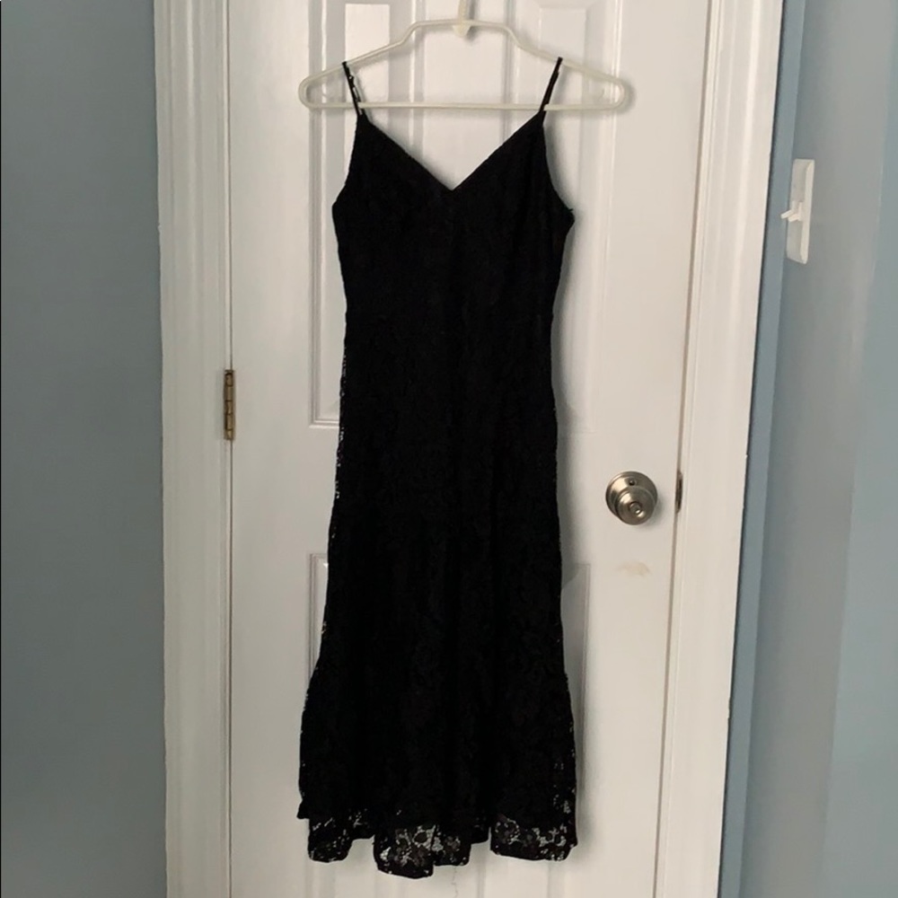 Lulus Black Lace Tiered Midi Dress